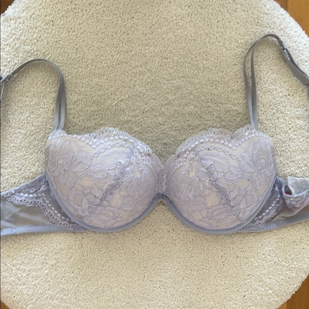 Elegant Lace Underwire Bra - Lavender